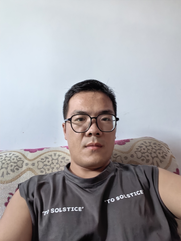 卫TF的第三张照片--乐东中老年相亲网